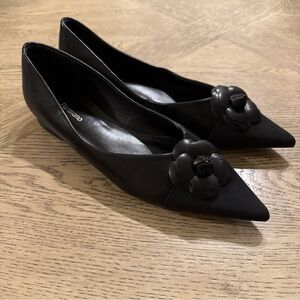 C.Paravano Women's Pointed Toe Two Tone Designer Ballet Flats Size 39 Or  Us 9